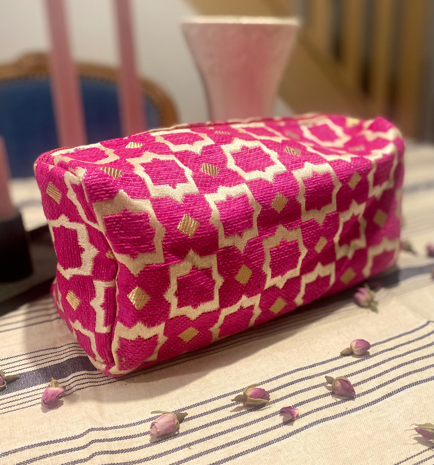 Traditional Moroccan Hammam Bag – A Touch of Arganyah Elegance in Every Beauty Ritual"